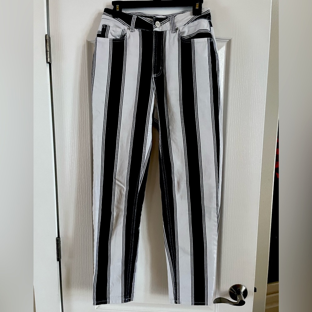 Urban Outfitters BDG Mom Jeans W27